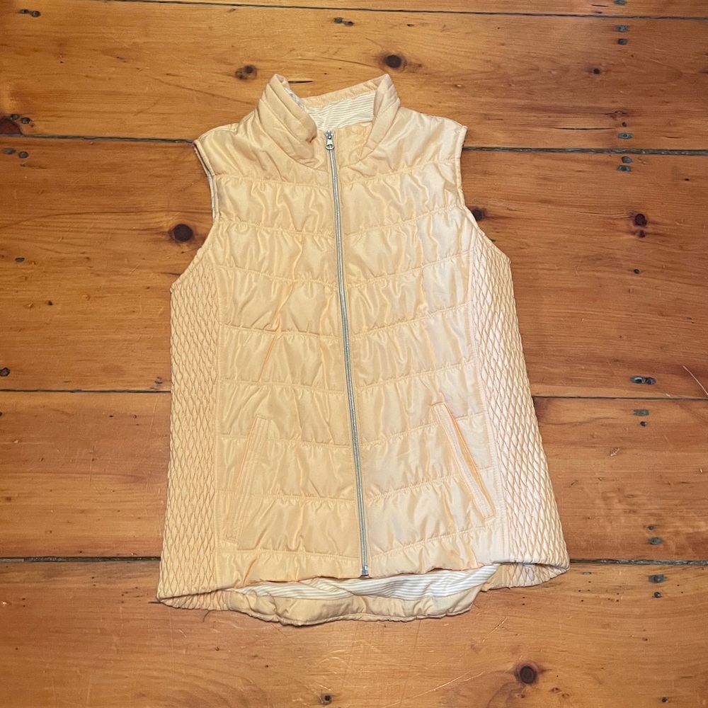 Sleeveless Quilted Vest in Beige